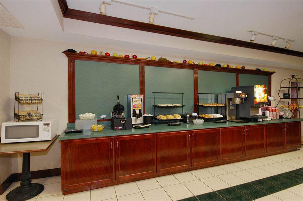 Red Roof Inn & Suites Newnan Extérieur photo