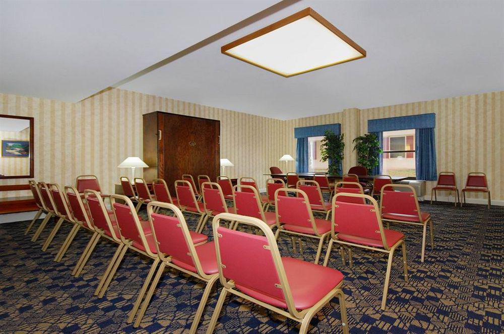 Red Roof Inn & Suites Newnan Extérieur photo