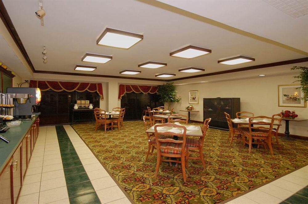 Red Roof Inn & Suites Newnan Extérieur photo