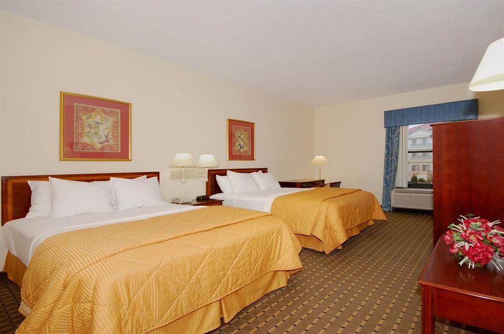 Red Roof Inn & Suites Newnan Extérieur photo