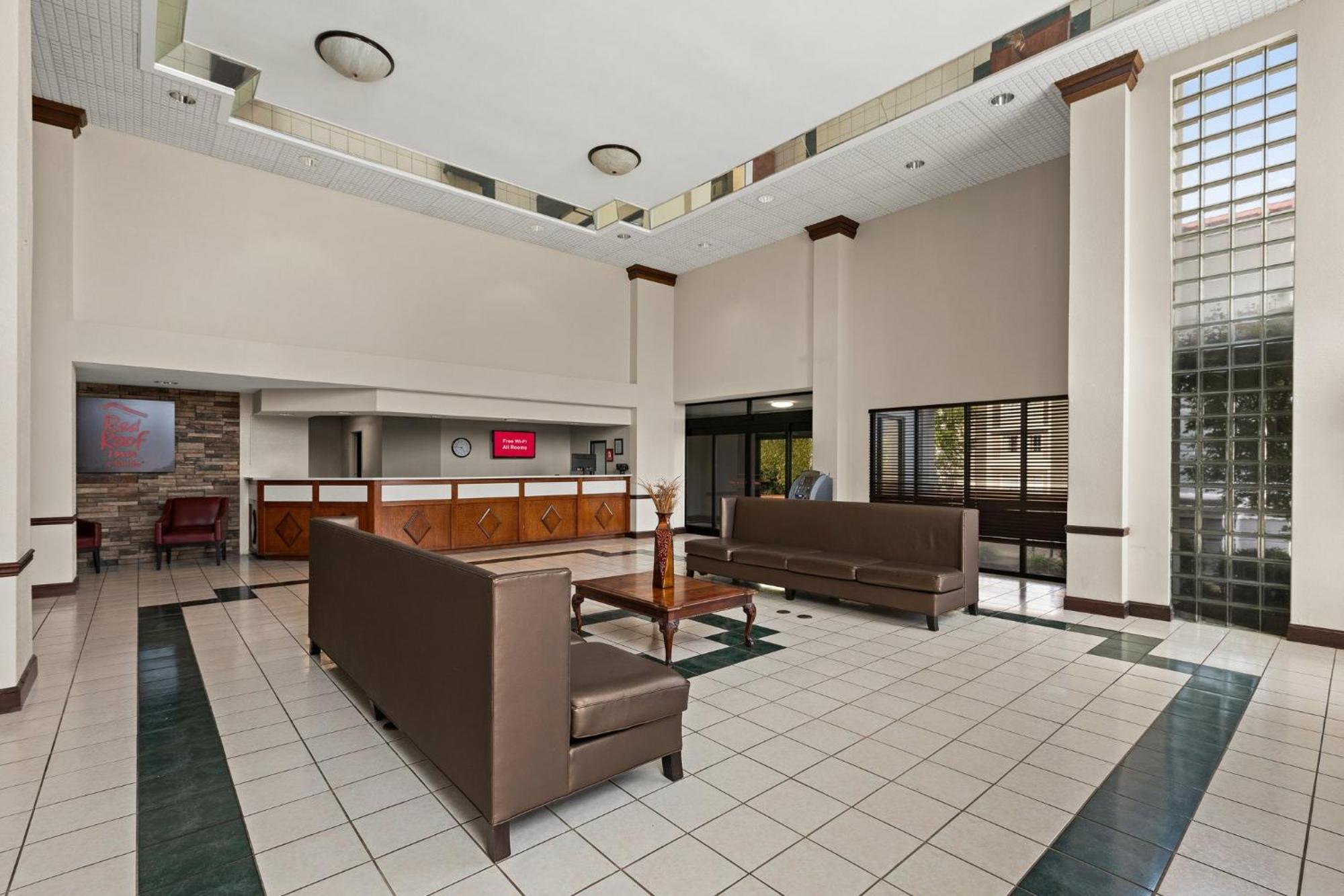 Red Roof Inn & Suites Newnan Extérieur photo
