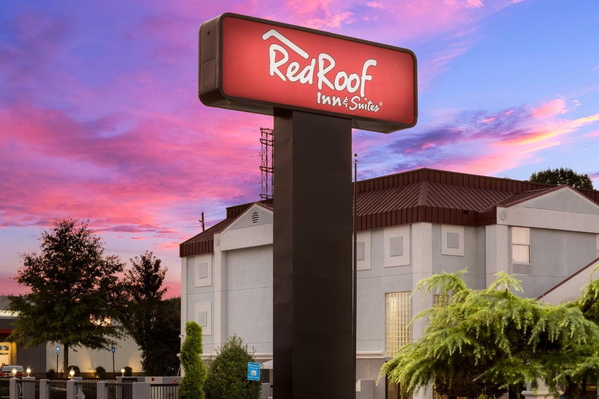 Red Roof Inn & Suites Newnan Extérieur photo