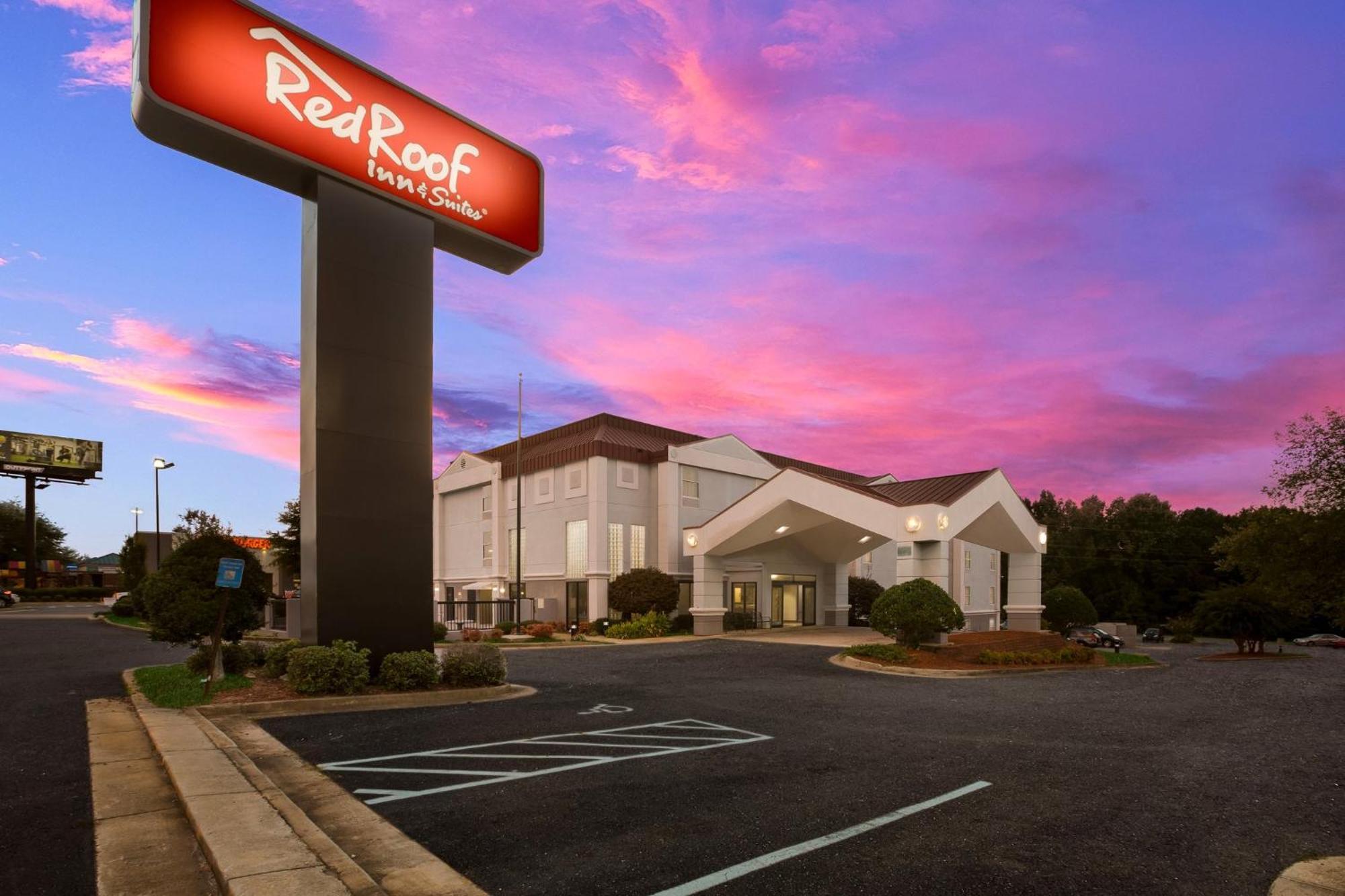 Red Roof Inn & Suites Newnan Extérieur photo