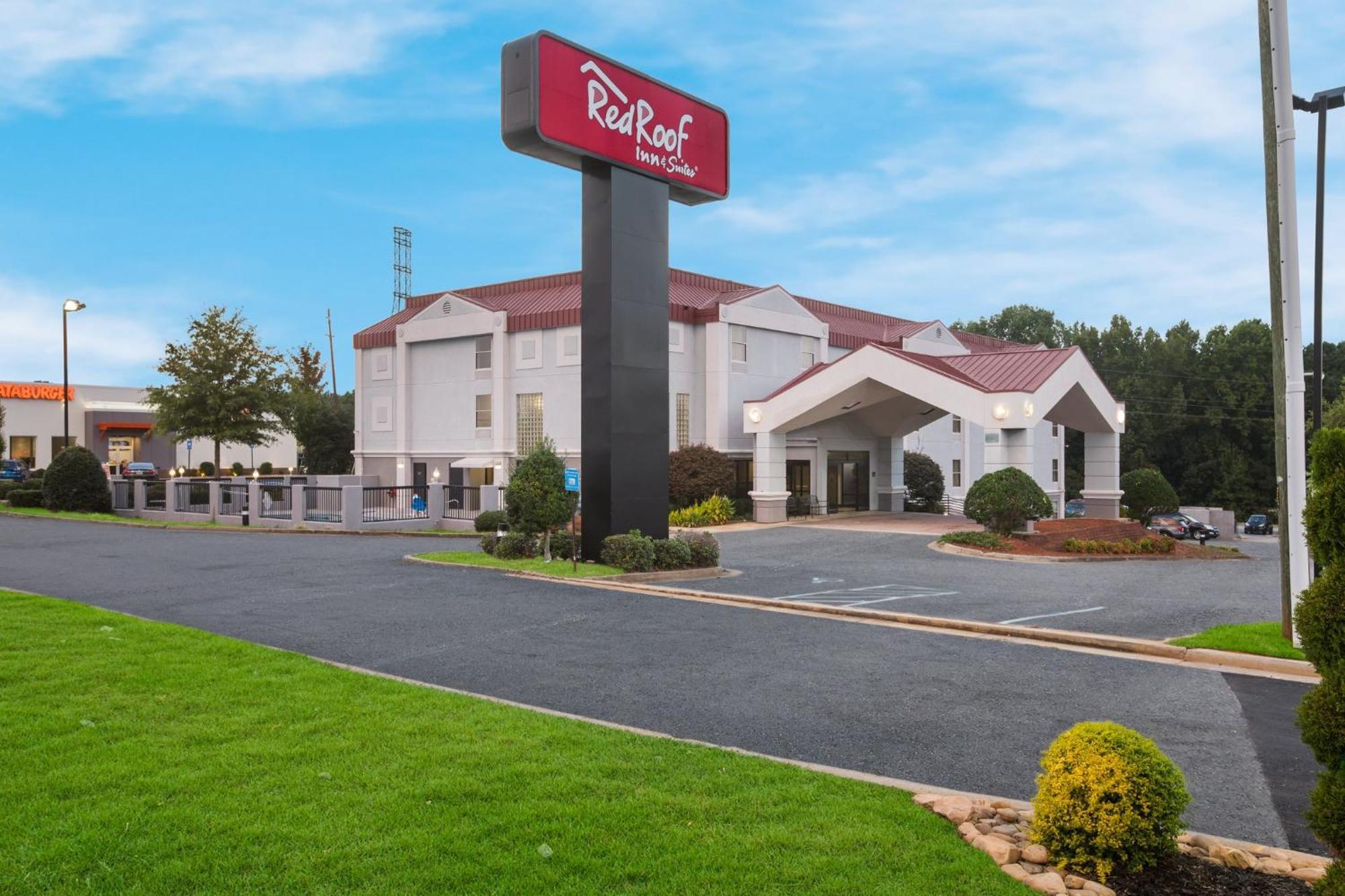 Red Roof Inn & Suites Newnan Extérieur photo