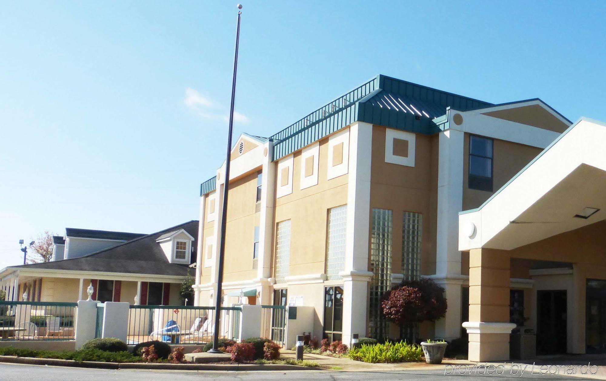 Red Roof Inn & Suites Newnan Extérieur photo