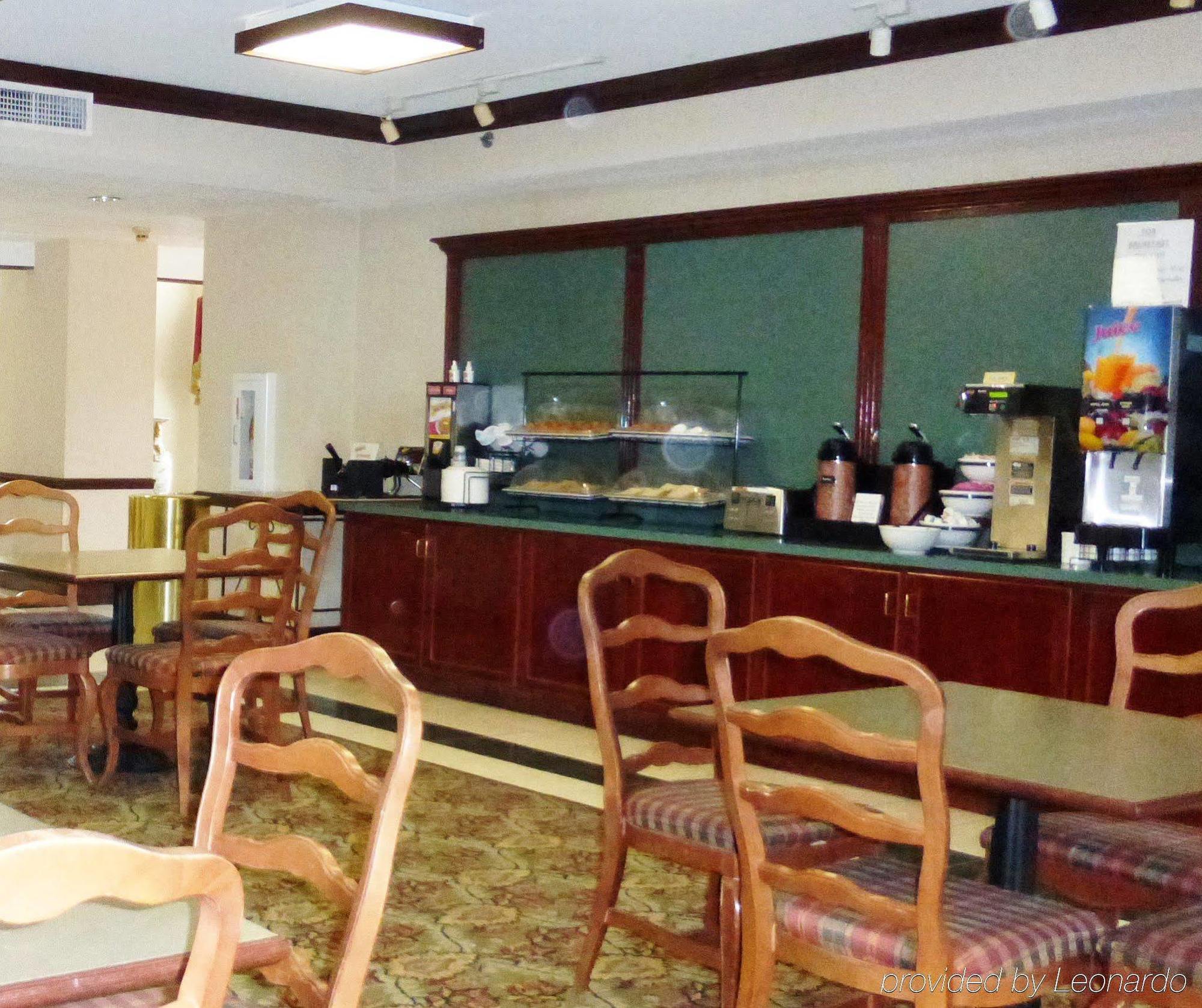 Red Roof Inn & Suites Newnan Extérieur photo